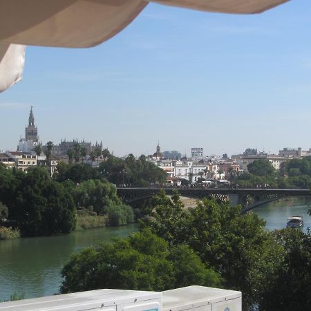Trianabridgeviews Atico Con Vistas Al Puente De Triana Calle Castilla 38 Sevilla Eksteriør billede